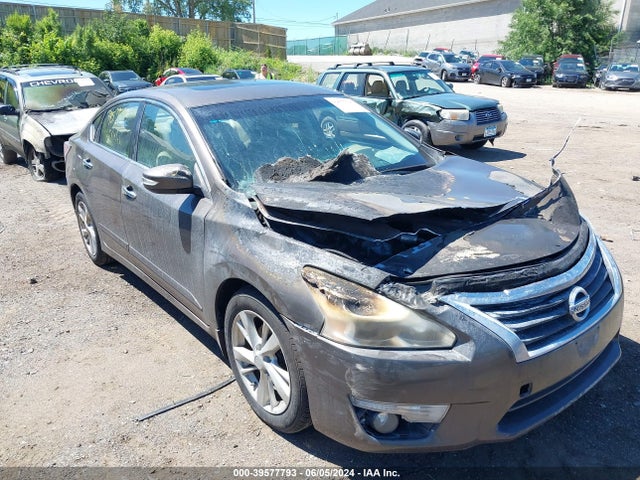 2014 1N4AL3AP2EC140216 main image