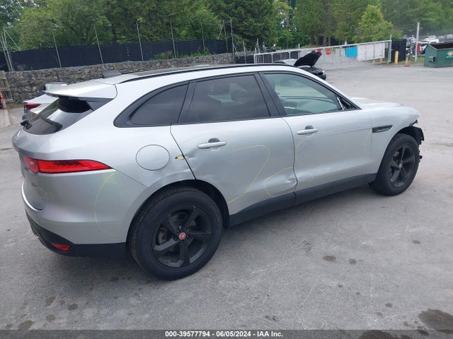 2020 JAGUAR F-PACE SADCJ2FX3LA619088 Photo 3