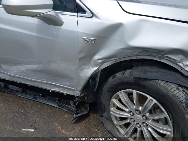 1GYKNBRS1HZ295993 Cadillac XT5 LUXURY