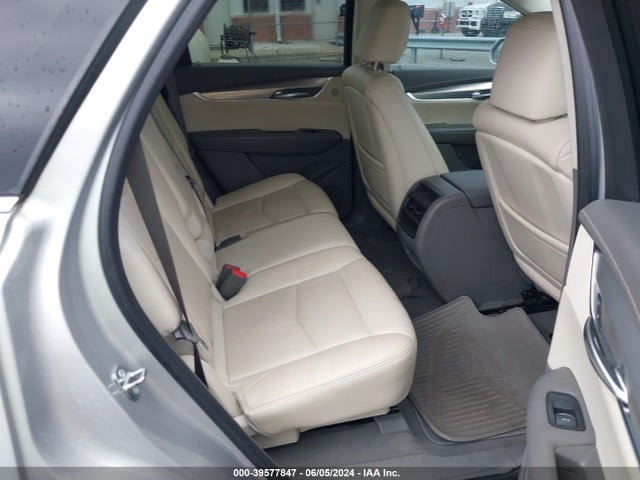 1GYKNBRS1HZ295993 Cadillac XT5 LUXURY