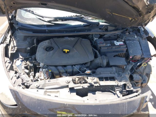 KMHD35LH8GU260300 Hyundai ELANTRA GT