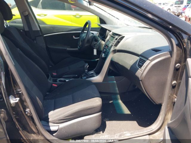 KMHD35LH8GU260300 Hyundai ELANTRA GT