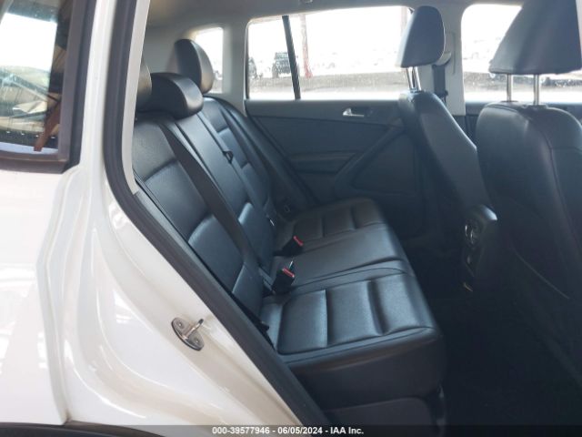WVGBV7AX4HK029737 Volkswagen Tiguan 2.0t/2.0t S