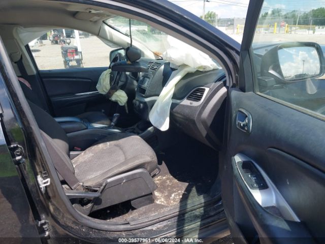 3C4PDCBGXJT528003 Dodge Journey Sxt