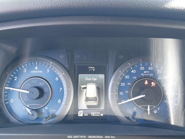 Toyota Sienna L 7 Passenger 2018 5TDZZ3DC2JS915790 Image 7