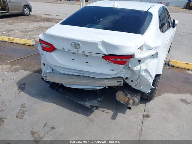 Toyota CAMRY LE 2020 4T1C11AK4LU991471 Image 18