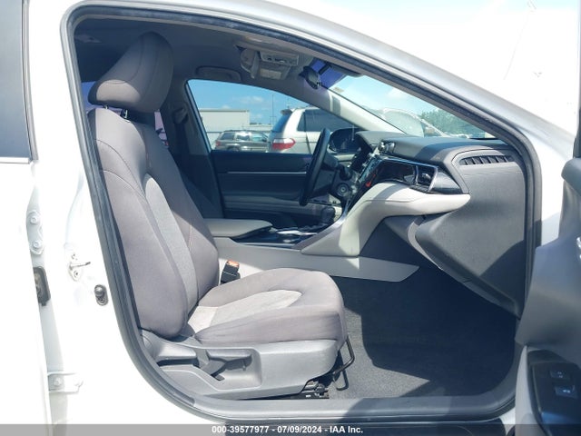 Toyota CAMRY LE 2020 4T1C11AK4LU991471 Image 5