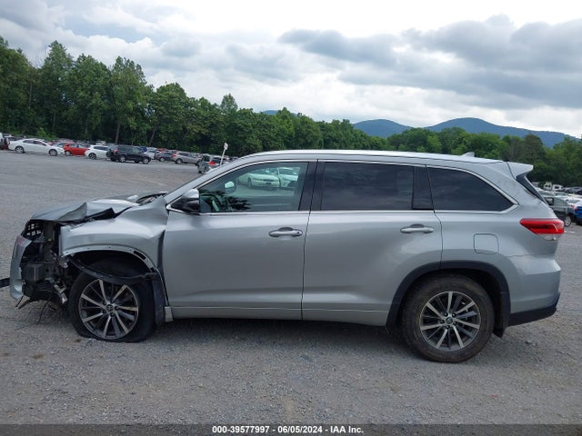 Toyota Highlander Xle 2017 5TDJZRFH1HS419916 Image 15