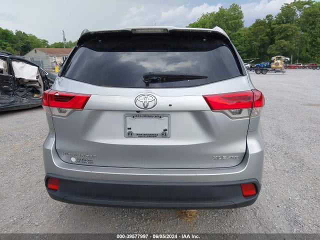 Toyota Highlander Xle 2017 5TDJZRFH1HS419916 Image 17
