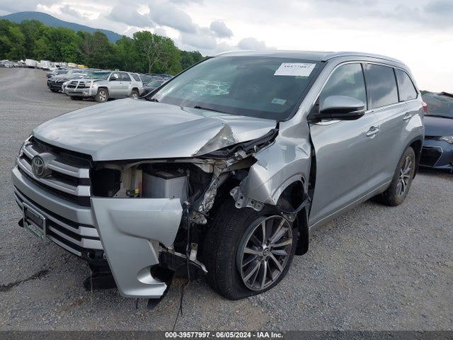 Toyota Highlander Xle 2017 5TDJZRFH1HS419916 Image 6