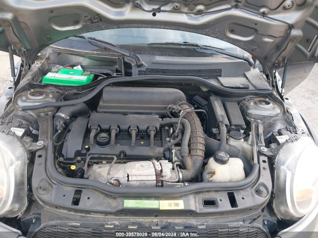 2010 MINI COOPER S WMWMF7C57ATZ72420 Photo 9