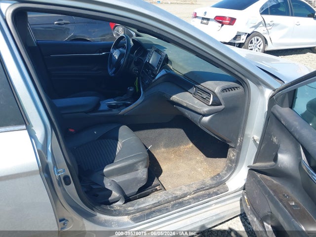 Toyota CAMRY SE 2022 4T1G11AK5NU703512 Image 5