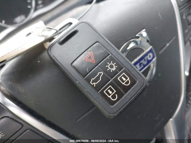 YV140MEK7H1372051 Volvo V60 T5 Premier