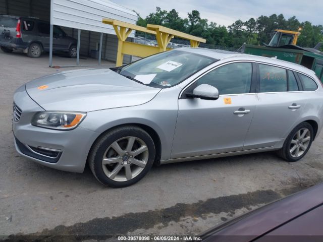 YV140MEK7H1372051 Volvo V60 T5 Premier