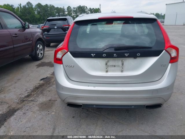 YV140MEK7H1372051 Volvo V60 T5 Premier