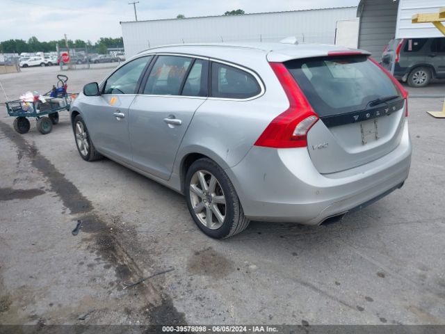 YV140MEK7H1372051 Volvo V60 T5 Premier