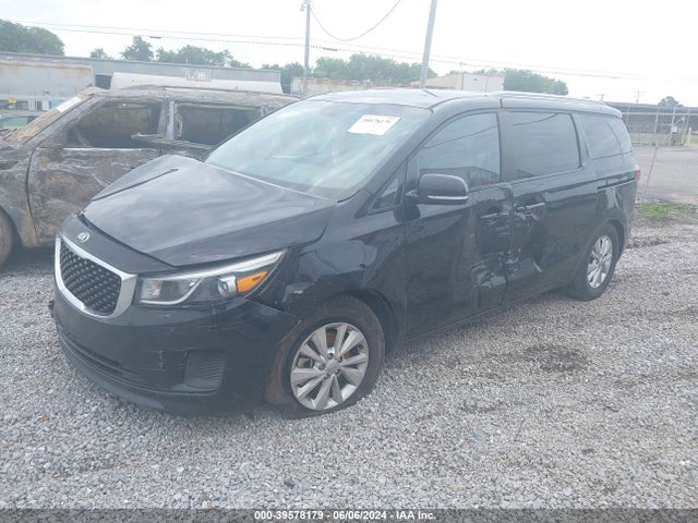KIA SEDONA LX 2016 KNDMB5C10G6163588 Image 2