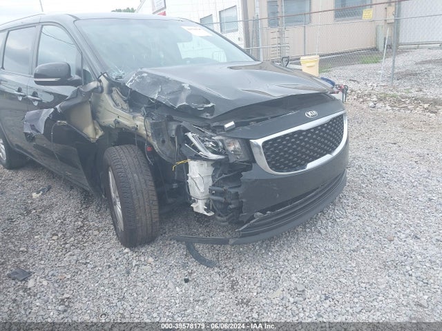 KIA SEDONA LX 2016 KNDMB5C10G6163588 Image 6