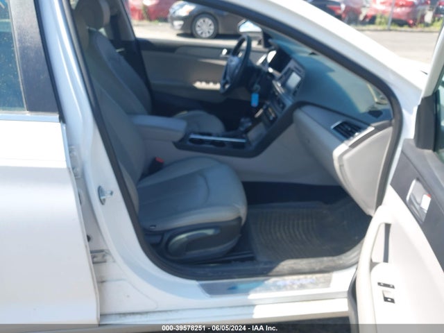 Hyundai SONATA SE 2016 5NPE24AF0GH350851 Image 5