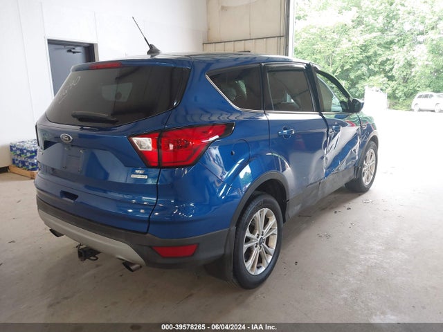 Ford ESCAPE SE 2019 1FMCU0GD9KUA44290 Image 4
