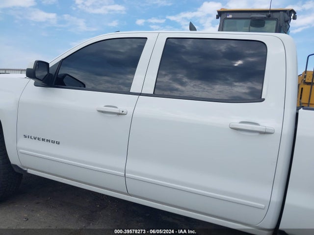 Chevrolet Silverado 1500 1lt 2018 1GCUKREC9JF244599 Image 14