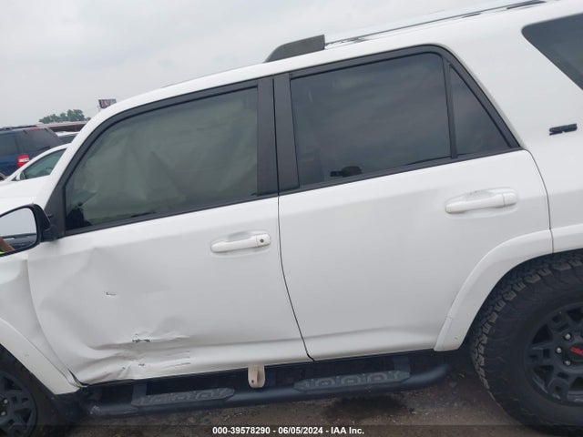Toyota 4runner Sr5 Premium 2020 JTEZU5JR3L5225909 Image 14