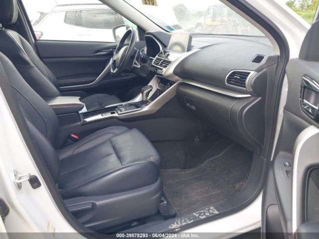JA4AT5AA2JZ038031 Mitsubishi Eclipse Cross Sel