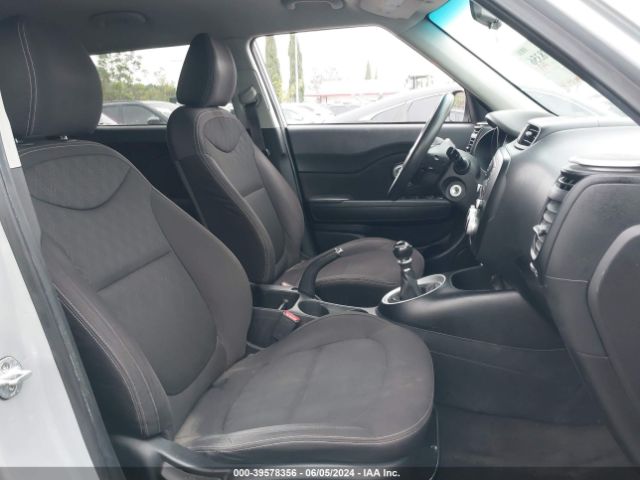 KNDJN2A22F7799524 KIA Soul