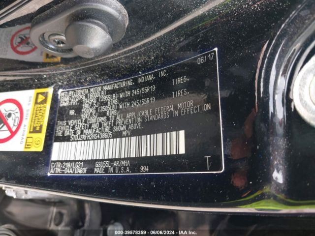 5TDJZRFH2HS438605 Toyota Highlander Se