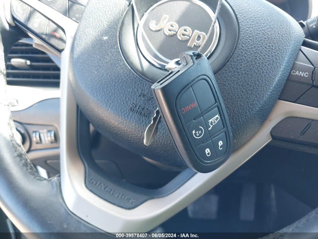 Jeep Cherokee Latitude 2014 1C4PJLCS5EW105888 Image 11