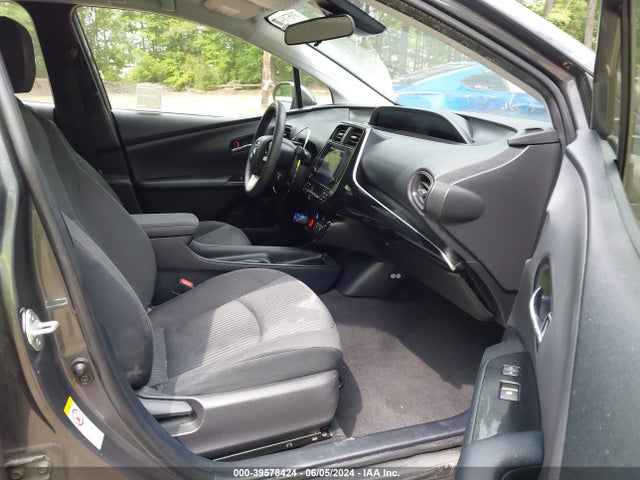 Toyota Prius Two 2017 JTDKBRFUXH3032451 Image 5