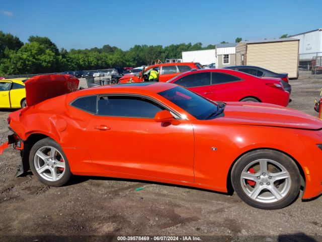 1G1FB1RXXK0105215 Chevrolet Camaro 1lt