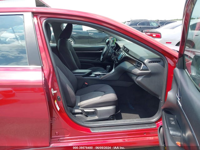 Toyota CAMRY LE 2019 4T1B11HK2KU713958 Image 5