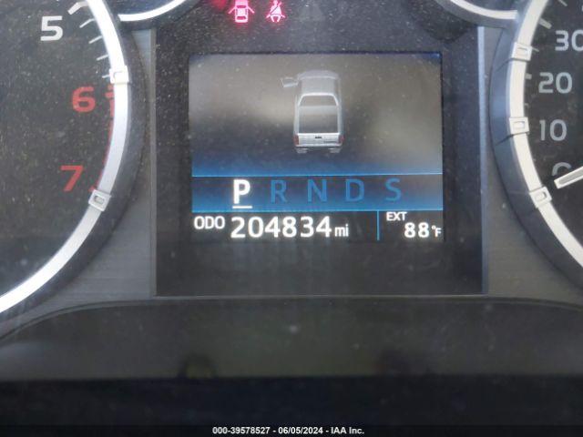 5TFRW5F16HX215386 Toyota Tundra Sr5 5.7l V8