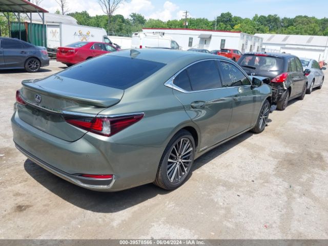 58ADA1C15NU016594 Lexus ES 300H