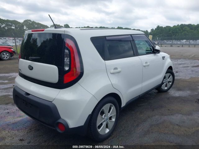KNDJN2A21E7716843 KIA Soul