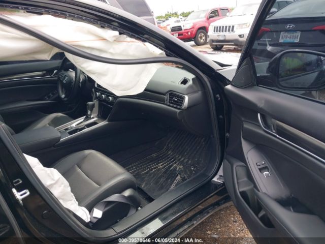1HGCV1F30NA102990 Honda Accord Sport