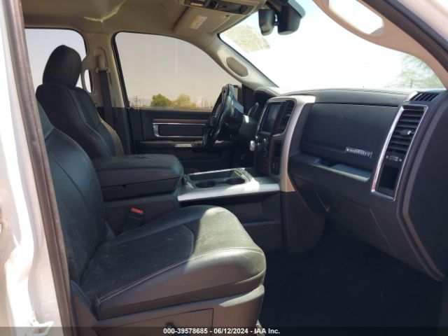 1C6RR7NM2HS882488 RAM 1500 Laramie  4x4 5'7 Box