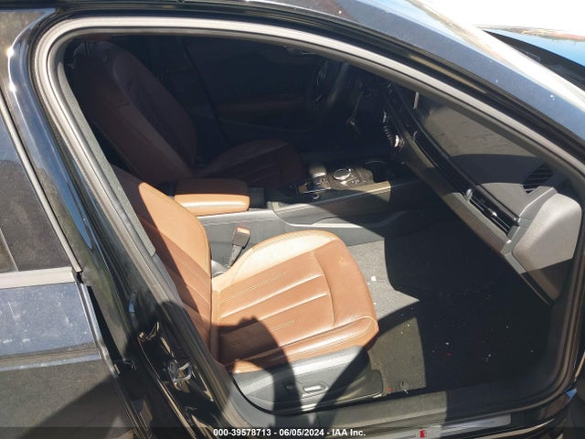 WAUKMAF43JA227687 Audi A4 2.0t Tech Ultra Premium/2.0t Ultra Premium