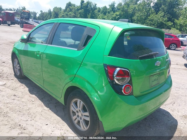 Chevrolet Sonic Lt Auto 2015 1G1JC6SG6F4102034 Image 3