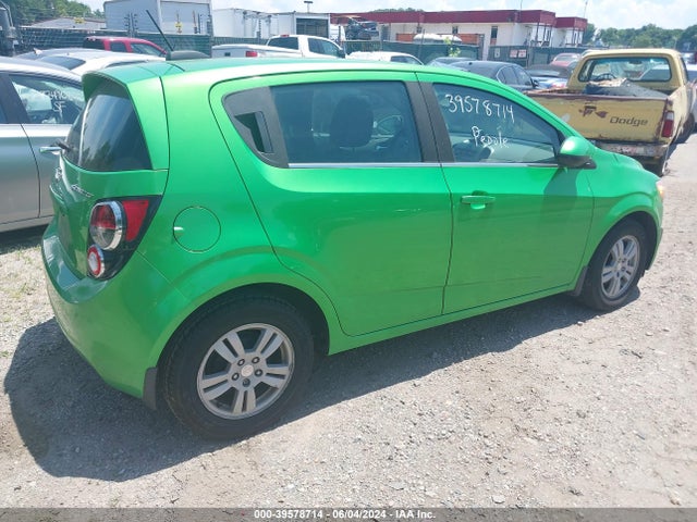 Chevrolet Sonic Lt Auto 2015 1G1JC6SG6F4102034 Image 4