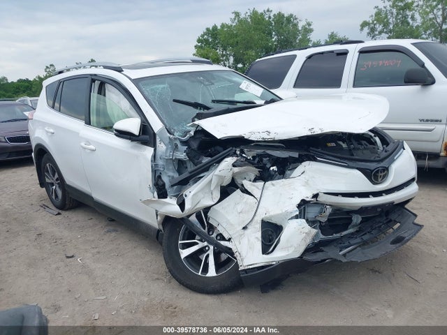 Toyota Rav4 Xle 2018 JTMRFREV6JJ260509 main image