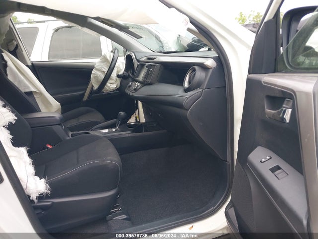 Toyota Rav4 Xle 2018 JTMRFREV6JJ260509 Image 5