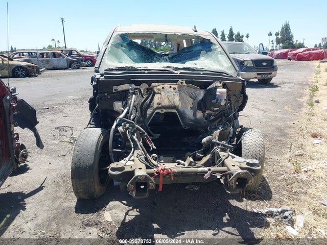 Chevrolet Tahoe Lt 2018 1GNSCBKC9JR366059 Image 11