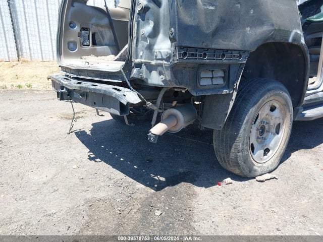 Chevrolet Tahoe Lt 2018 1GNSCBKC9JR366059 Image 18