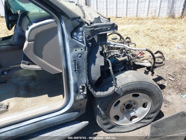 Chevrolet Tahoe Lt 2018 1GNSCBKC9JR366059 Image 20