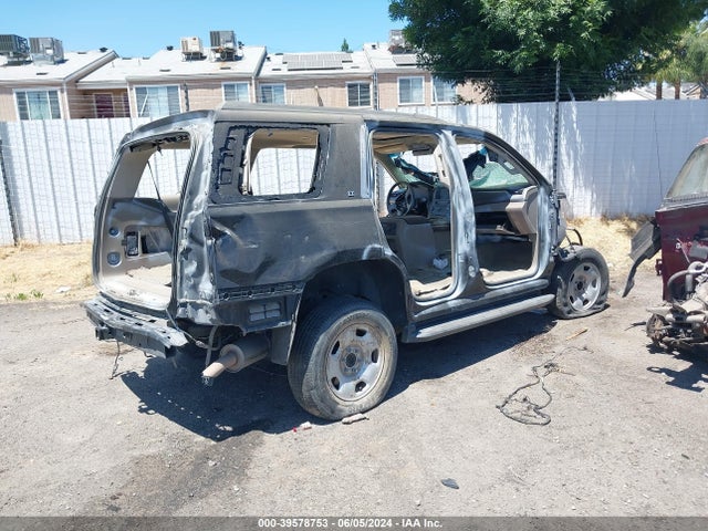 Chevrolet Tahoe Lt 2018 1GNSCBKC9JR366059 Image 4