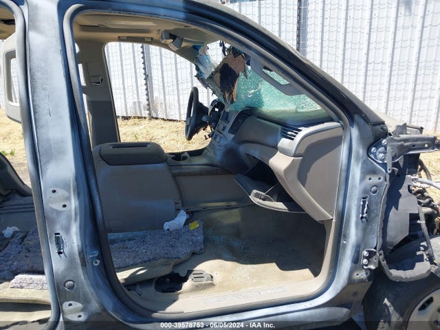 Chevrolet Tahoe Lt 2018 1GNSCBKC9JR366059 Image 5