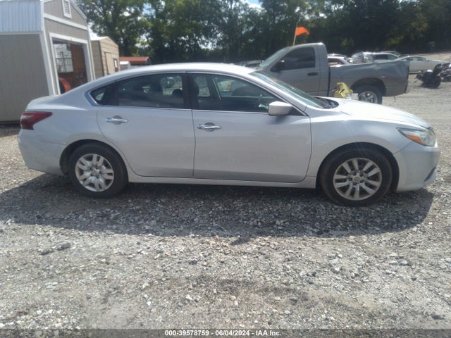 Nissan Altima 2.5 S 2018 1N4AL3AP9JC117221 Image 13
