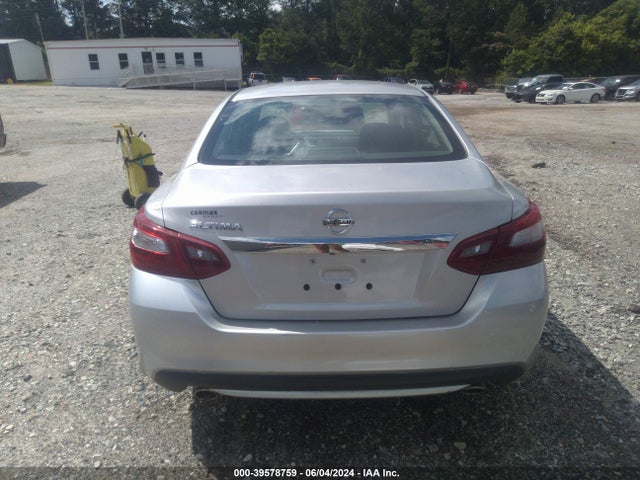 Nissan Altima 2.5 S 2018 1N4AL3AP9JC117221 Image 16